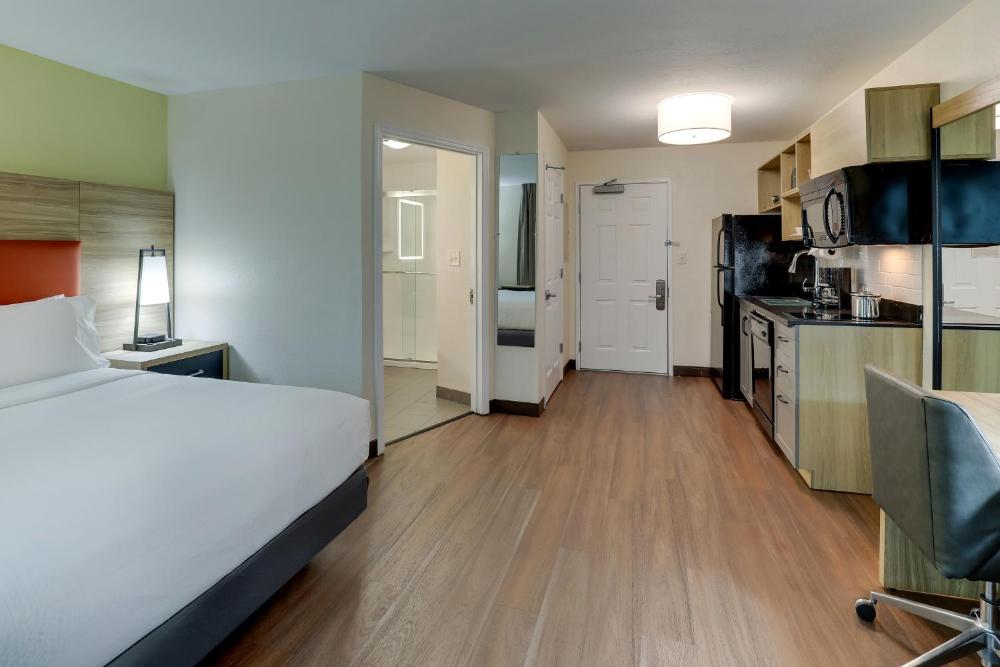 Candlewood Suites Lexington by IHG